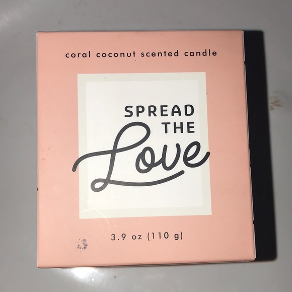 NWT Coral Coconut Candle with Message: Spread Love - Picture 1 of 5